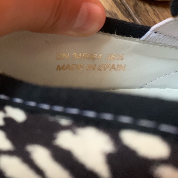 SAINT LAURENT BABY CAT SLIP ONS - Picture 3 of 5